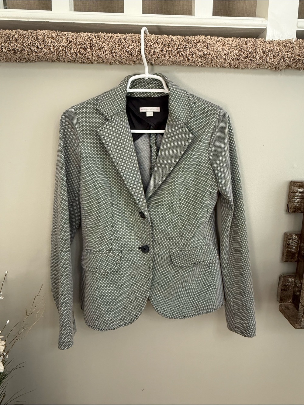 Tailored Women's Grey Textured Blazer Jacket